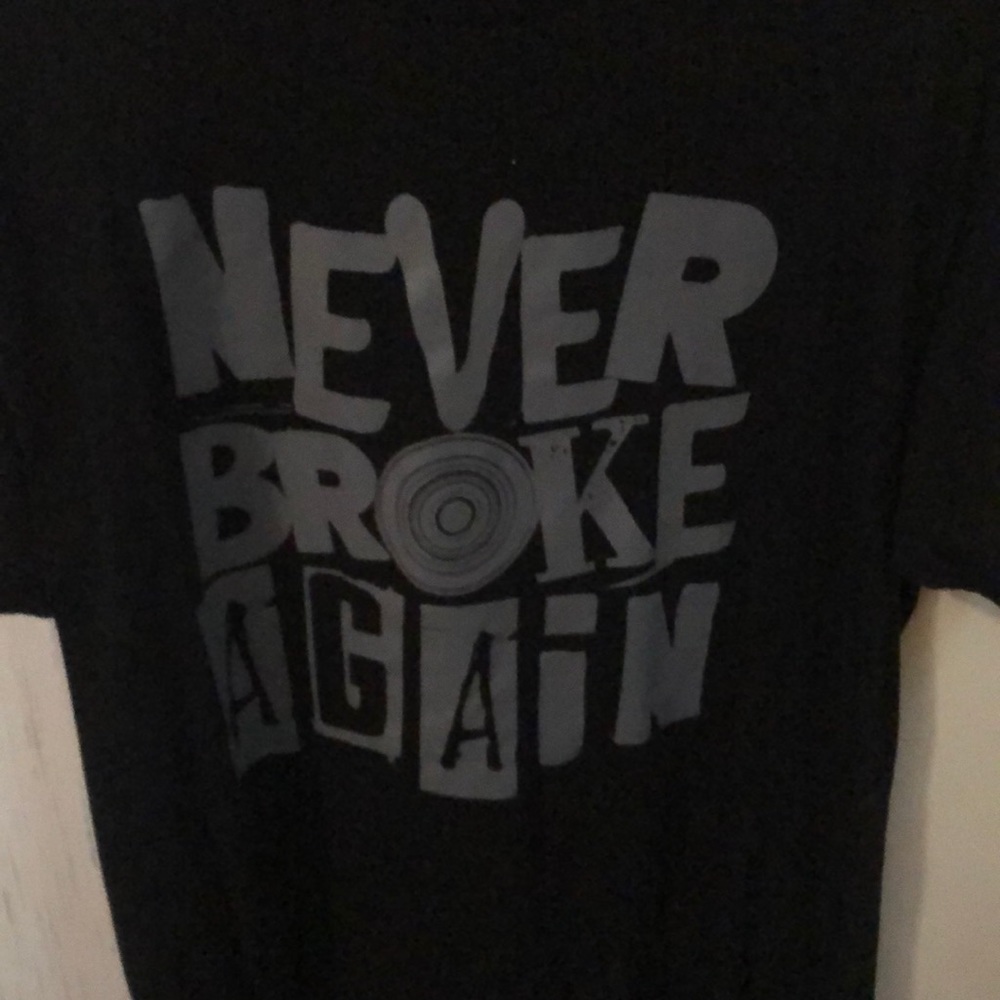 Never Broke Again t-shirt SIZE LARGE